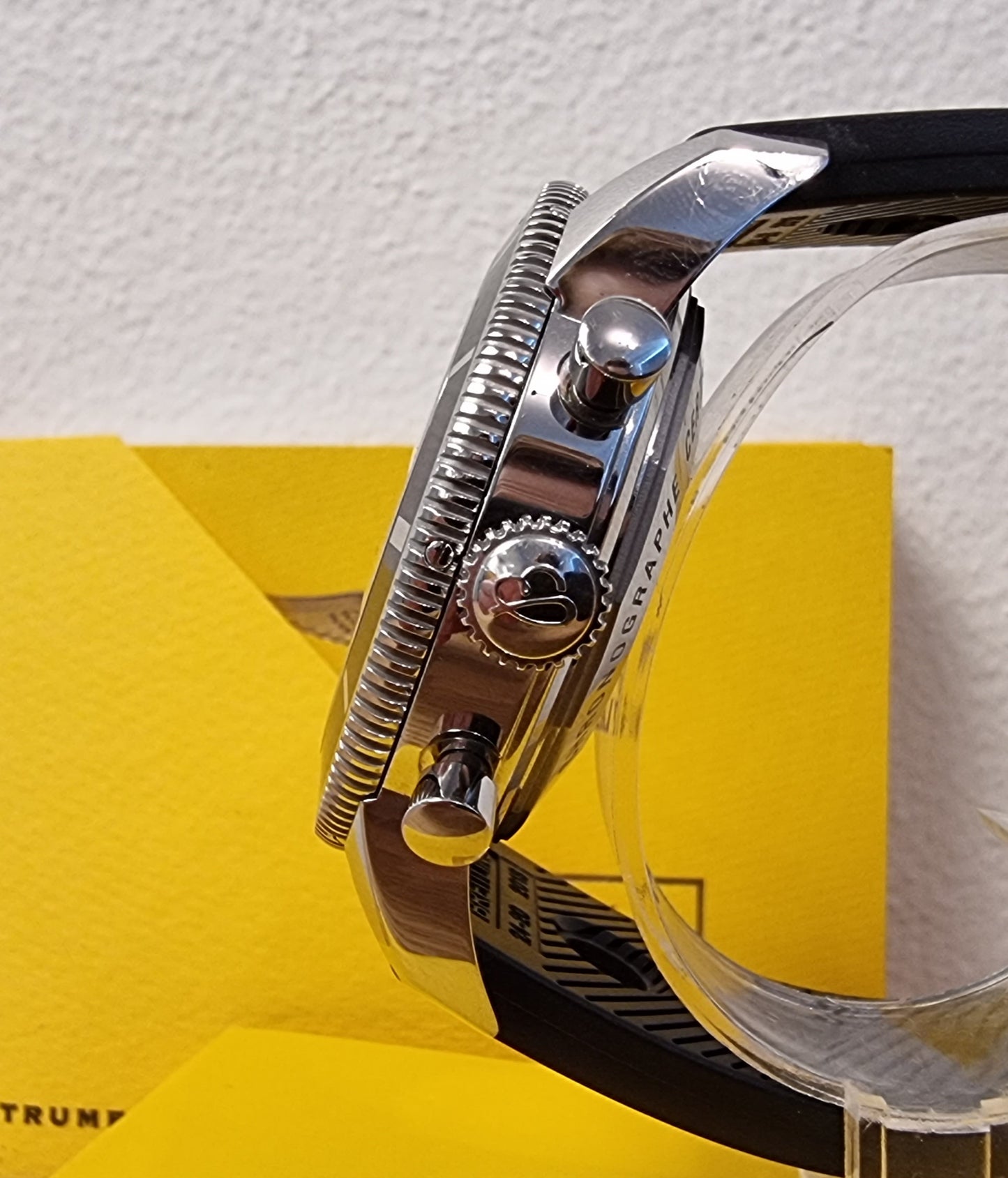 Breitling Superocean Heritage Chronograph (ref A13320)