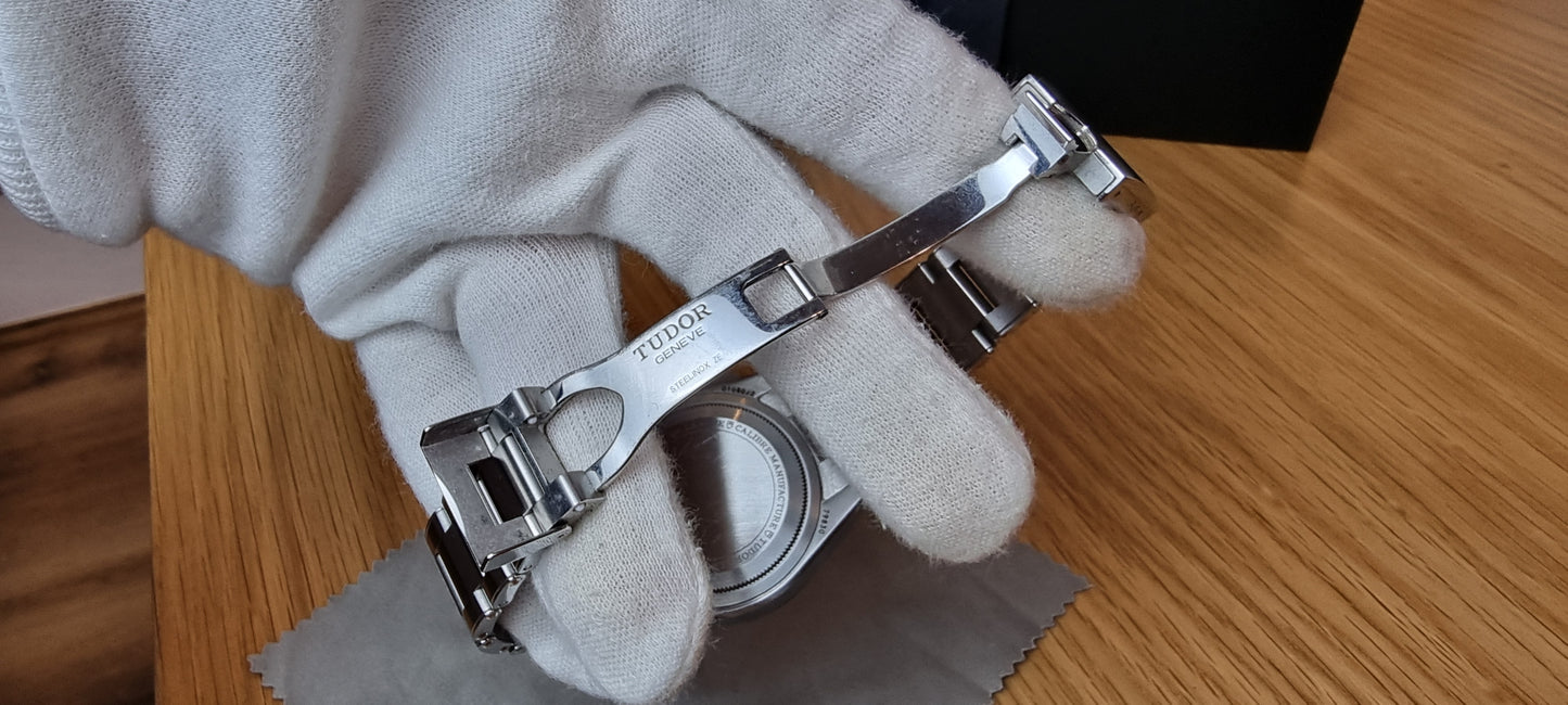 Tudor Black Bay GMT “Pepsi”. Box and Papers