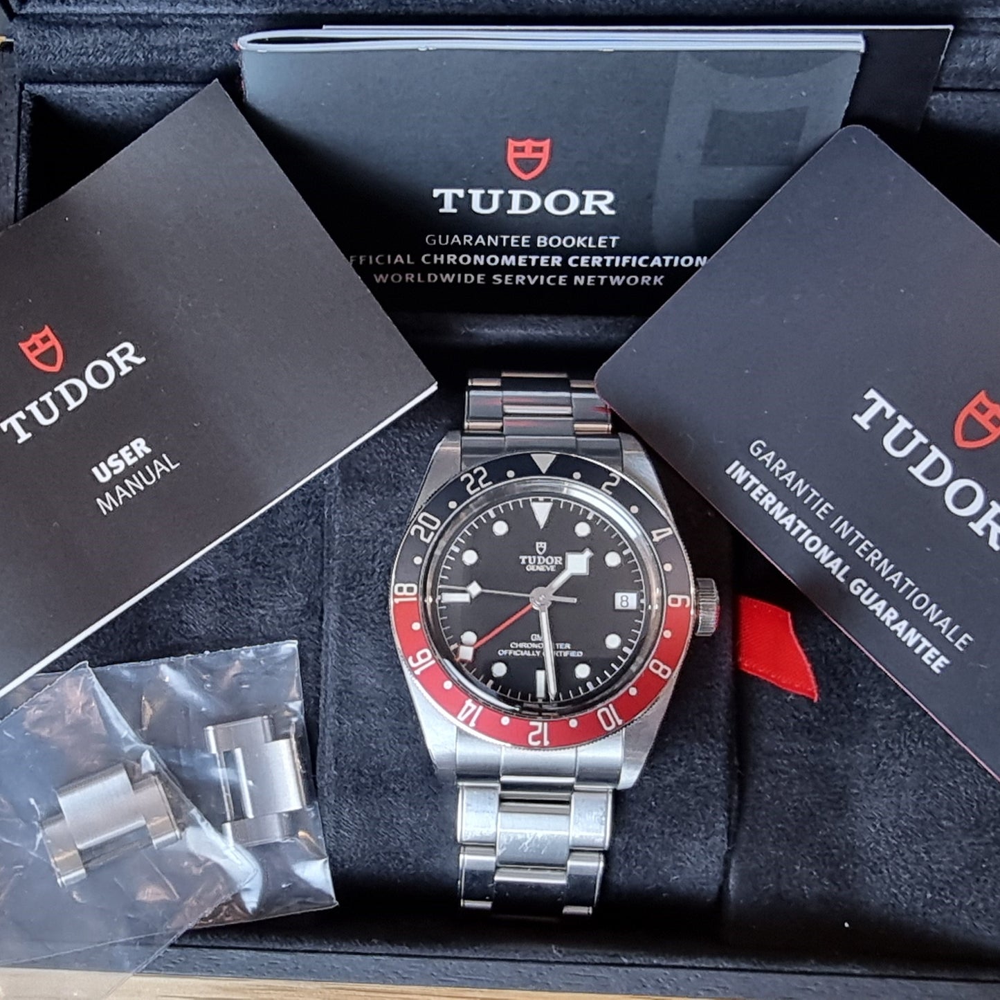 Tudor Black Bay GMT “Pepsi”. Box and Papers