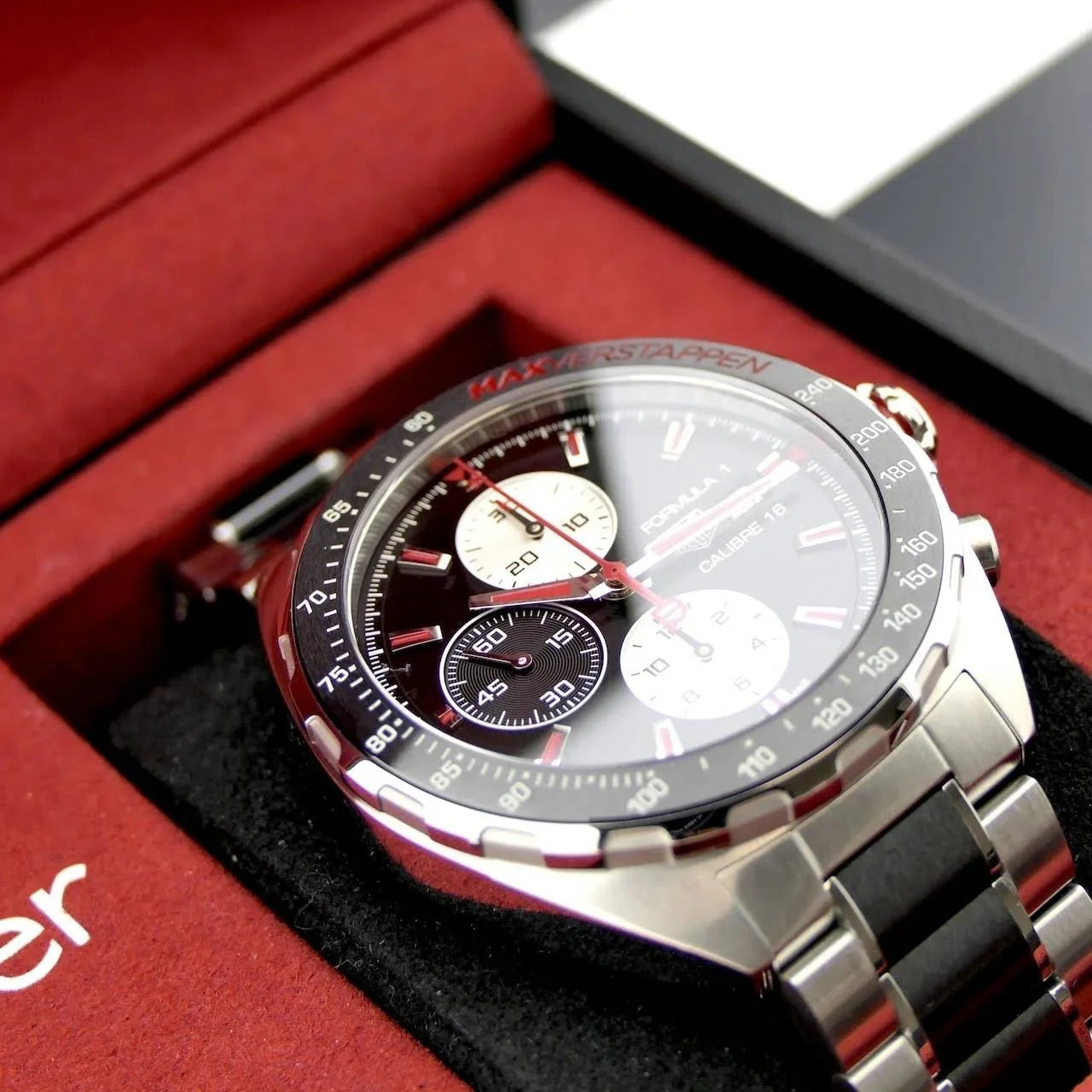 Tag Heuer Formula 1 Chronograph 43mm Automatic Mens Watch Stainless Steel With Black Dial Red Accents