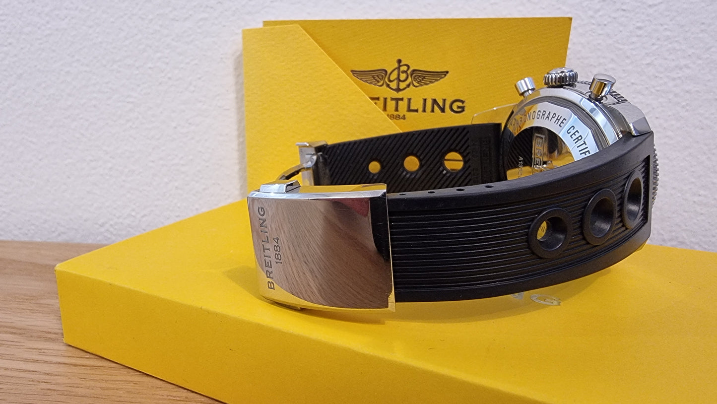 Breitling Superocean Heritage Chronograph (ref A13320)