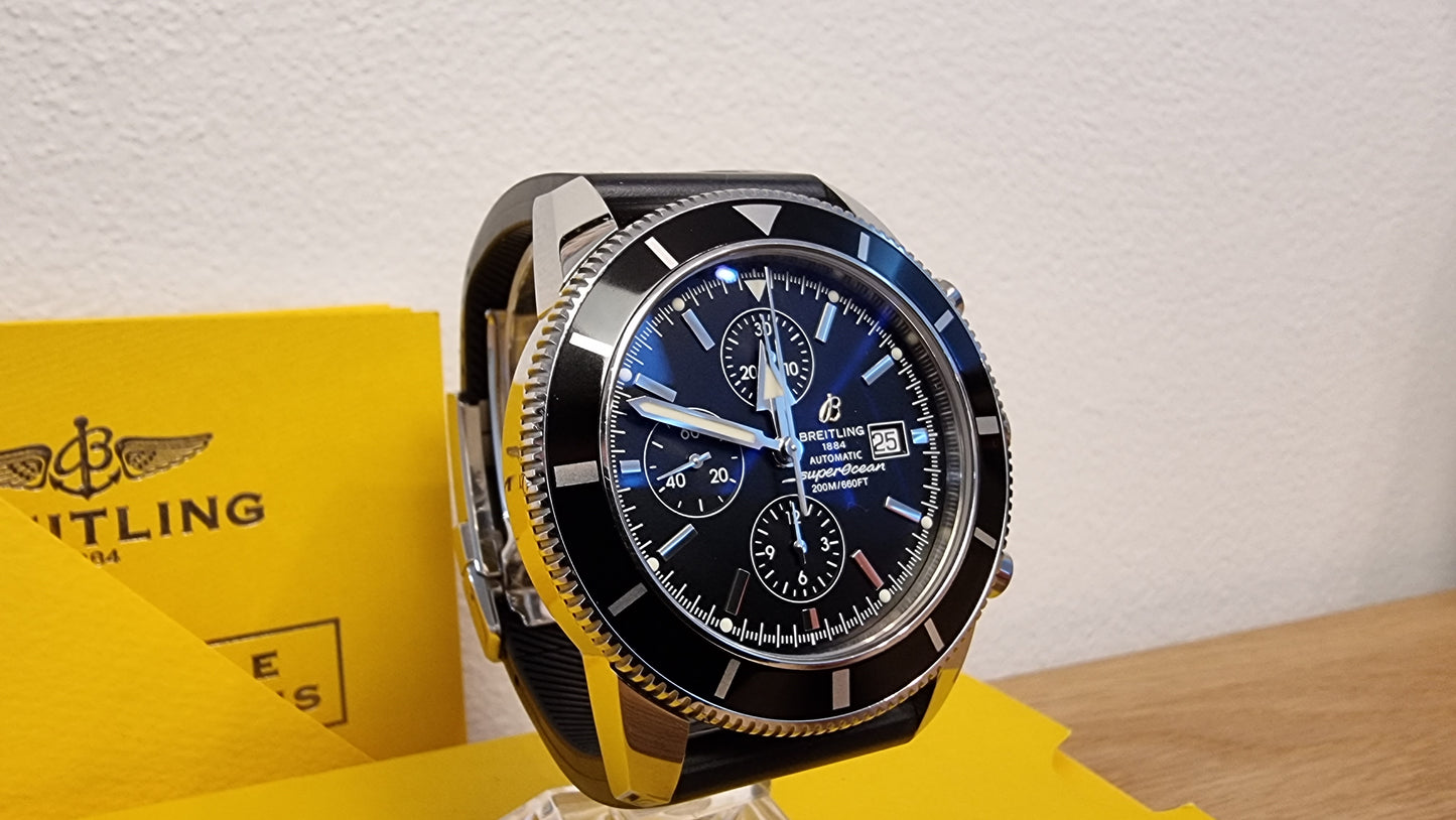 Breitling Superocean Heritage Chronograph (ref A13320)