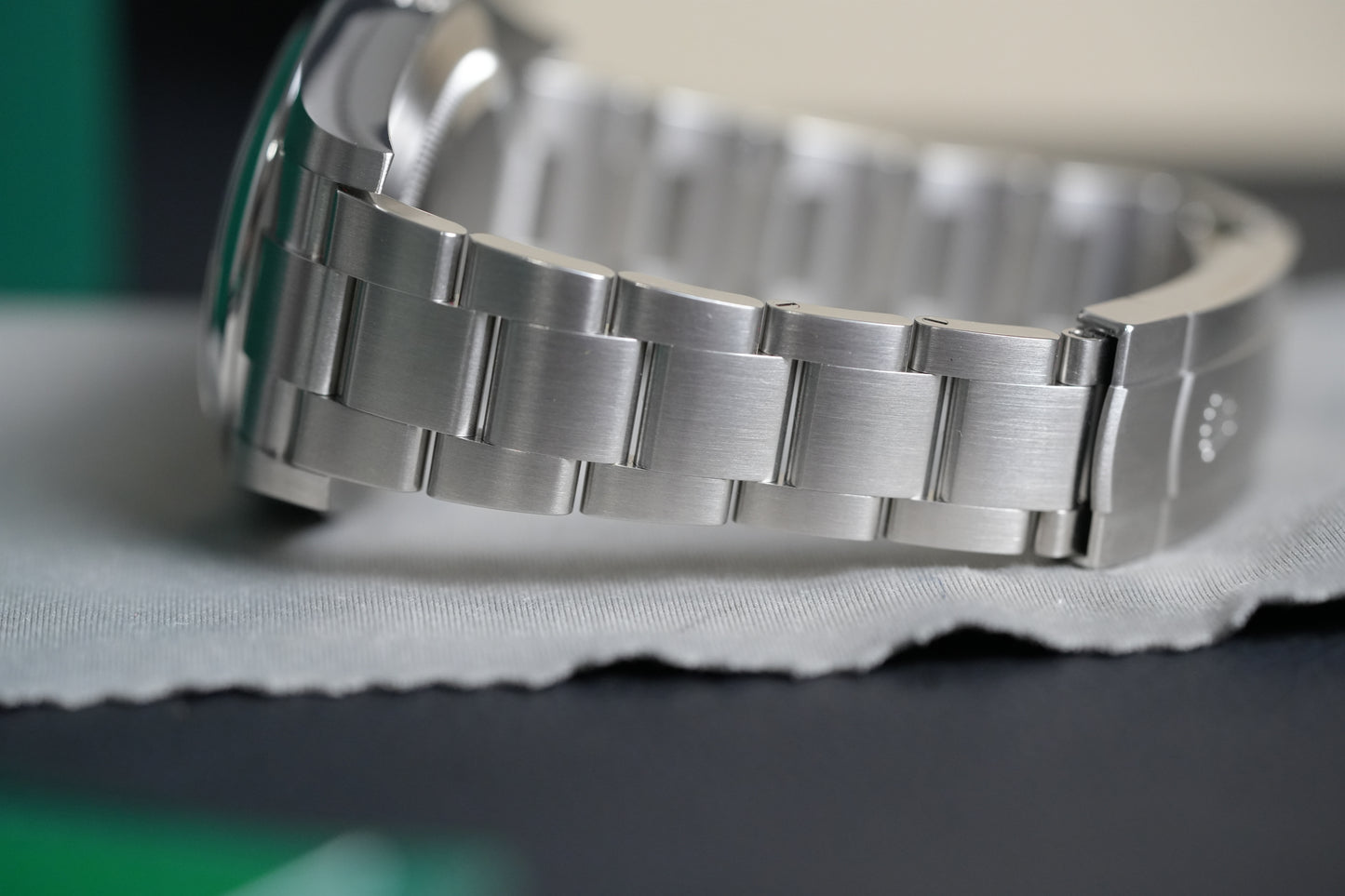 Rolex Air-King 40MM Black Dial Oyster Bracelet (116900)