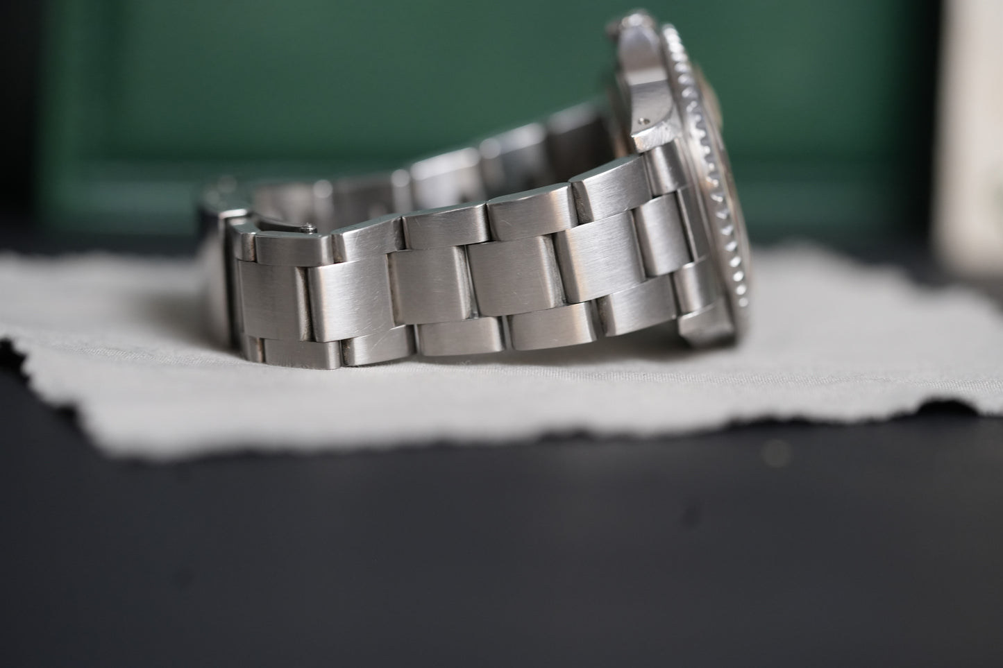 1996 (T Serial) Rolex GMT-Master II "Coke" 40MM Black Dial Oyster Bracelet (16710)