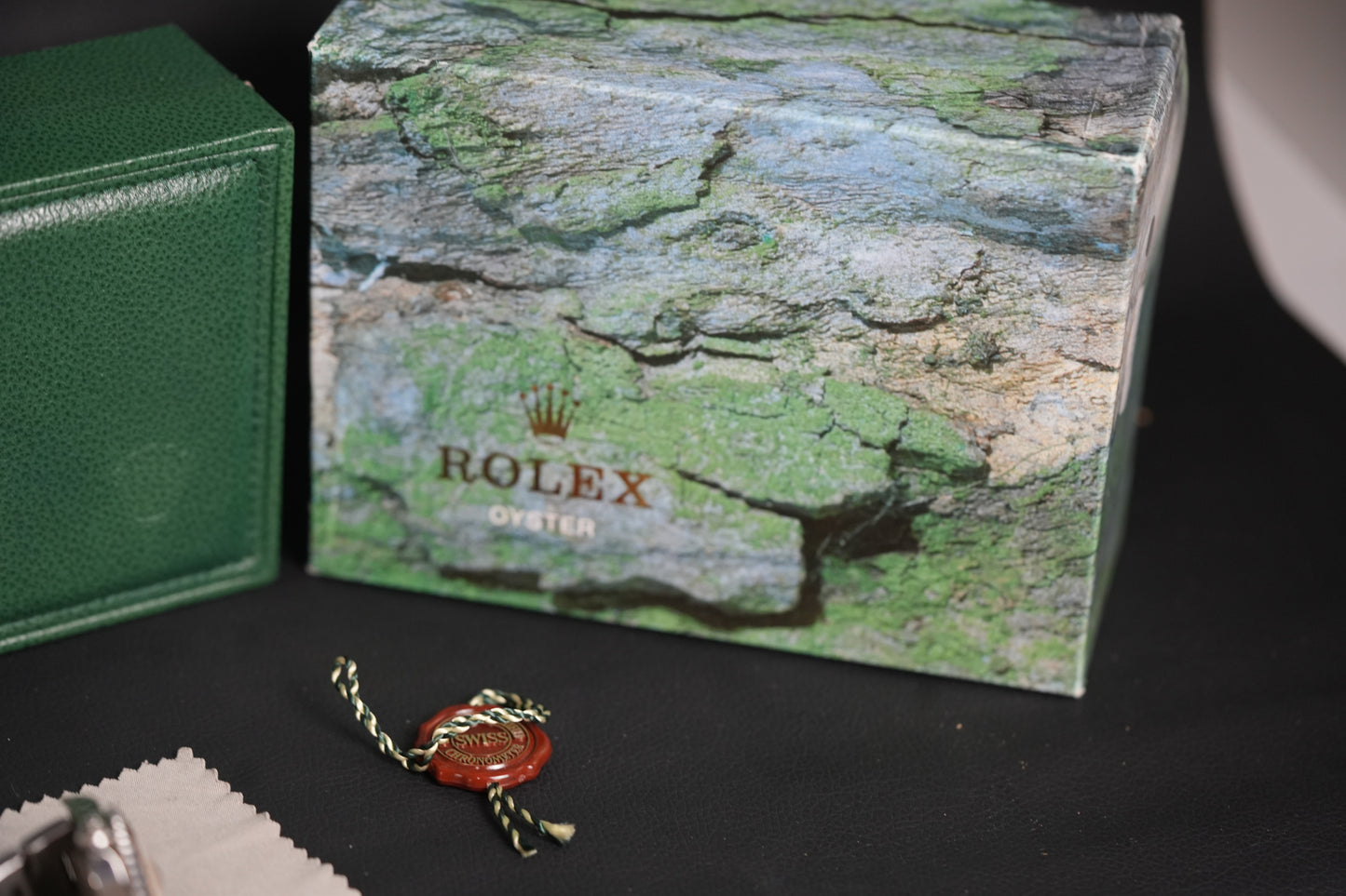 1996 (T Serial) Rolex GMT-Master II "Coke" 40MM Black Dial Oyster Bracelet (16710)