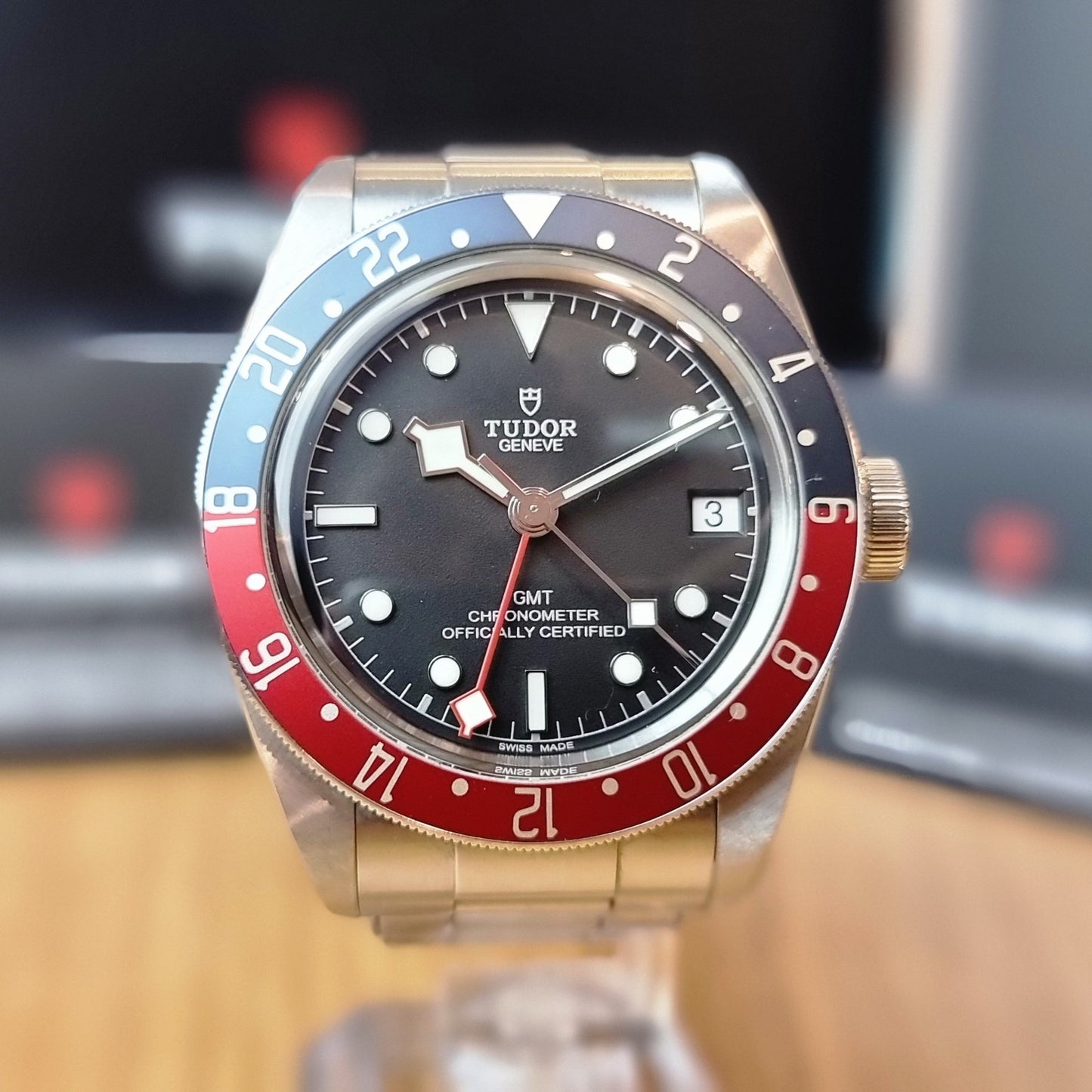 Tudor Black Bay GMT “Pepsi”. Box and Papers